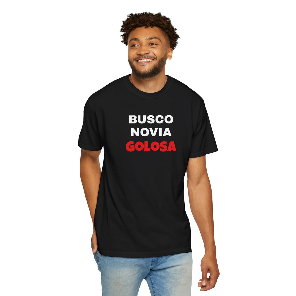 Retro style T shirt,Funny Latin Shirt — Humorous Latin Phrase Tee,Mexican Humor Tee. ' Busco Novia Golosa'