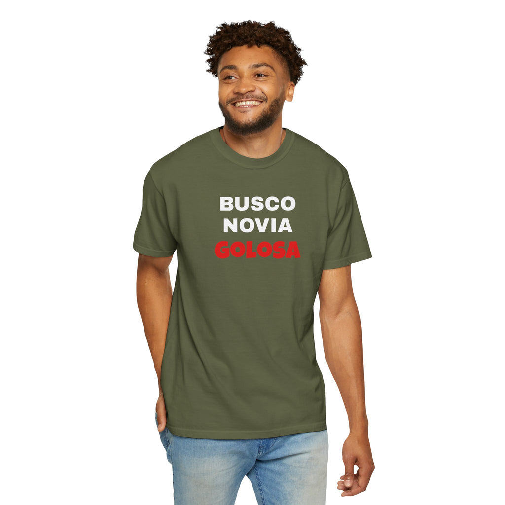 Retro style T shirt,Funny Latin Shirt — Humorous Latin Phrase Tee,Mexican Humor Tee. ' Busco Novia Golosa'