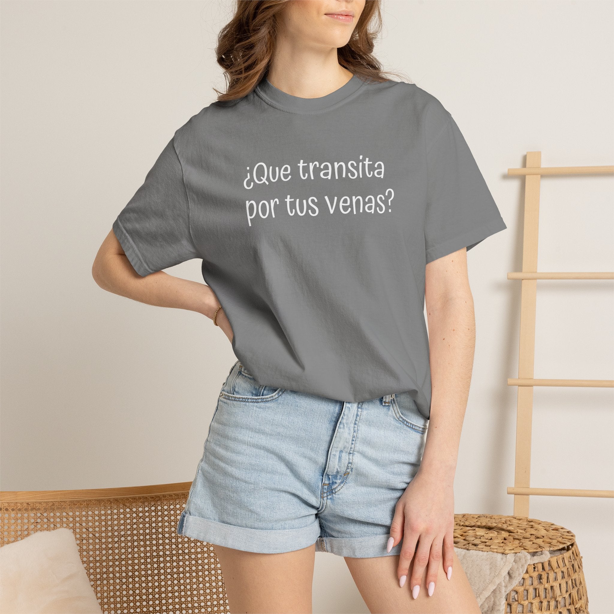 Funny Unisex T-shirt,Mexican Humor Tee,Sarcastic Shirt,Confortable Wear T shirt.'Que transita por tus venas?'