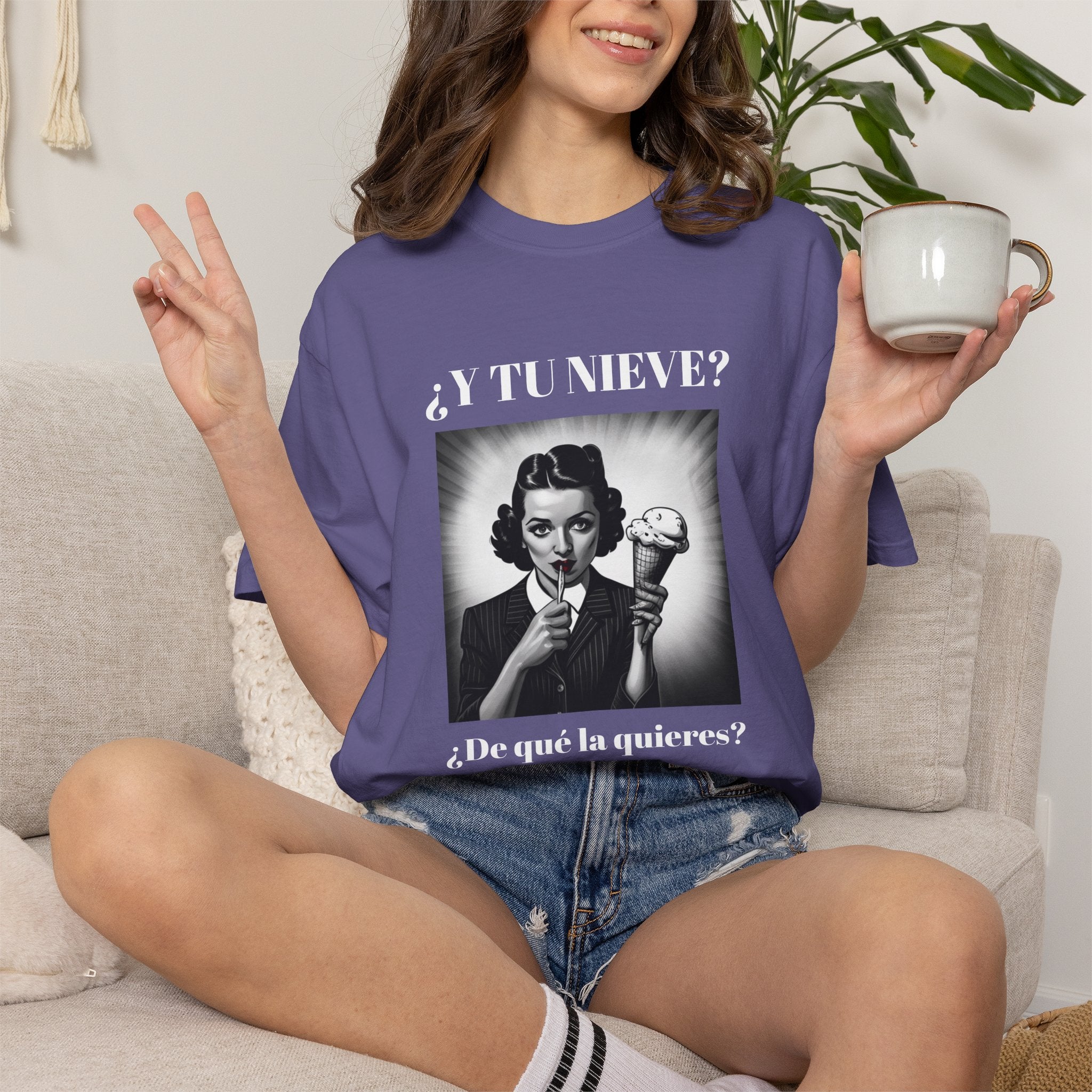 Funny Women's T-Shirt, Cute Shirt, Sarcastic Quote Top, Novelty Shirt, Humorous Clothing.¿Y tu nieve...?